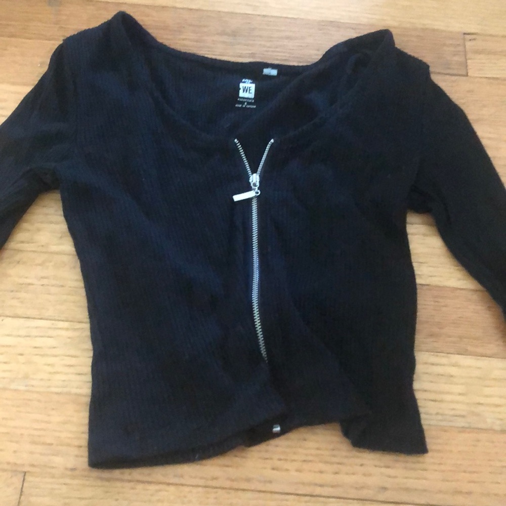 Black zip up long sleeve top